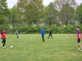 Trainingen van S.K.N.W.K. JO19-1 van donderdag 24 april 2025 (4/154)